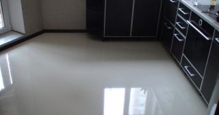 Наливной пол на кухне Дивногорск, цена от 899 руб.
